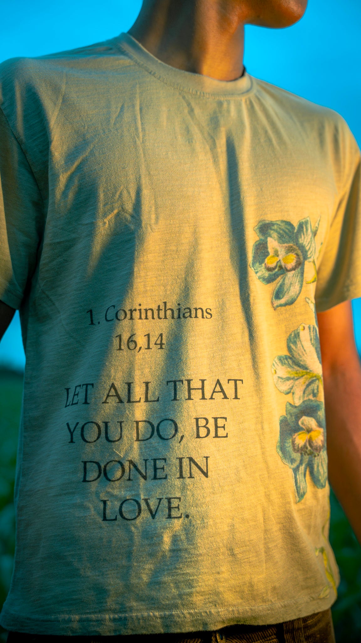 CORINTHIANS 16,14 - Grün